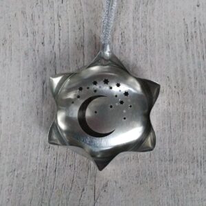 Recycled can tree decoration